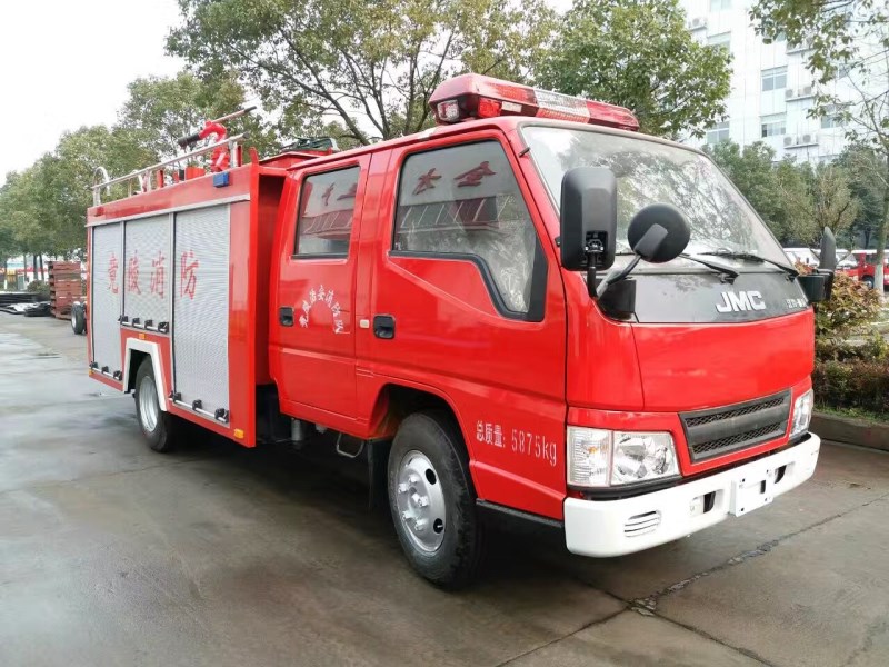锐铃2吨泡沫消防车