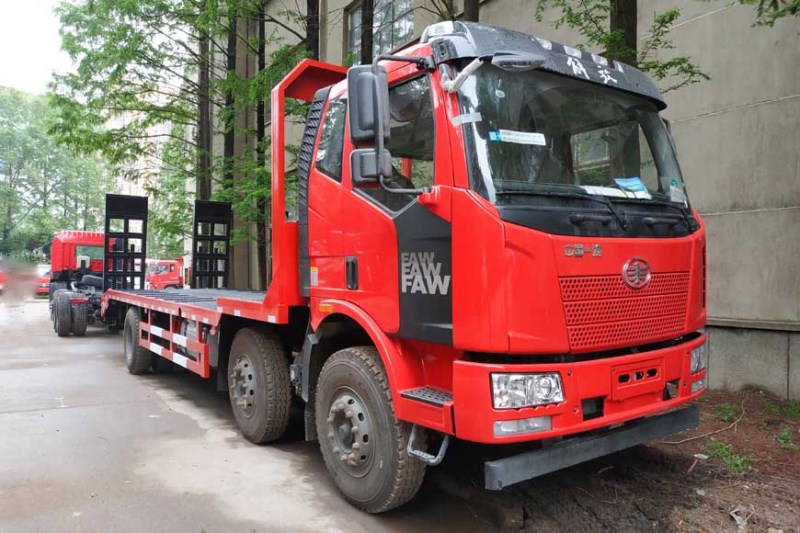 解放j6前四后四平板运输车